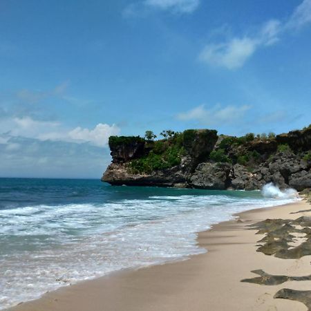 Balangan Paradise Hostel&Restaurant Jimbaran  Bagian luar foto
